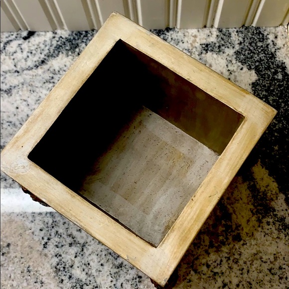 Exquisite Ceramic Decorative Box🧚🏽‍♀️ - Picture 4 of 7